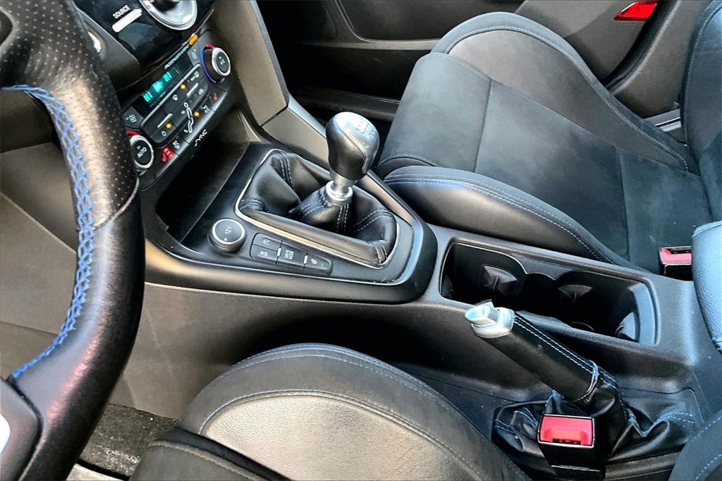 Used 2017 Ford Focus RS image 13