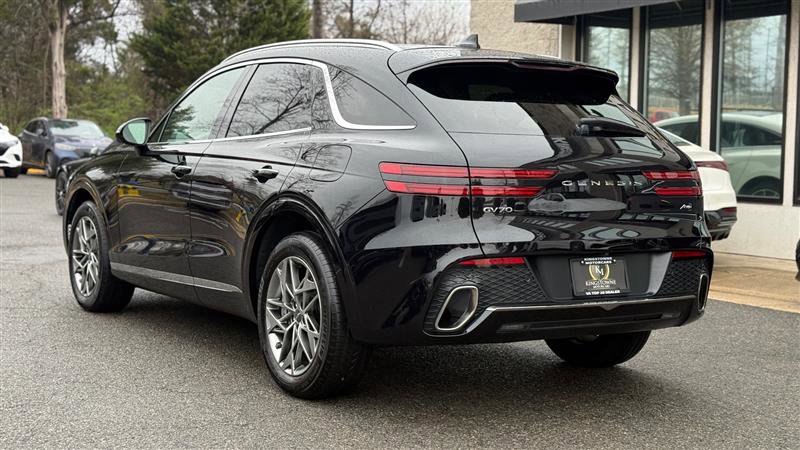 Used 2024 Genesis GV70 2.5T w/ Advanced Package image 3