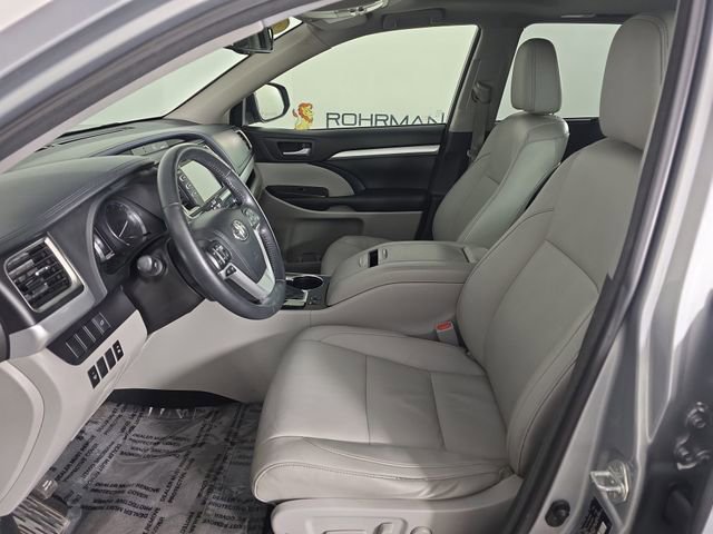 Used 2015 Toyota Highlander XLE FWD image 18