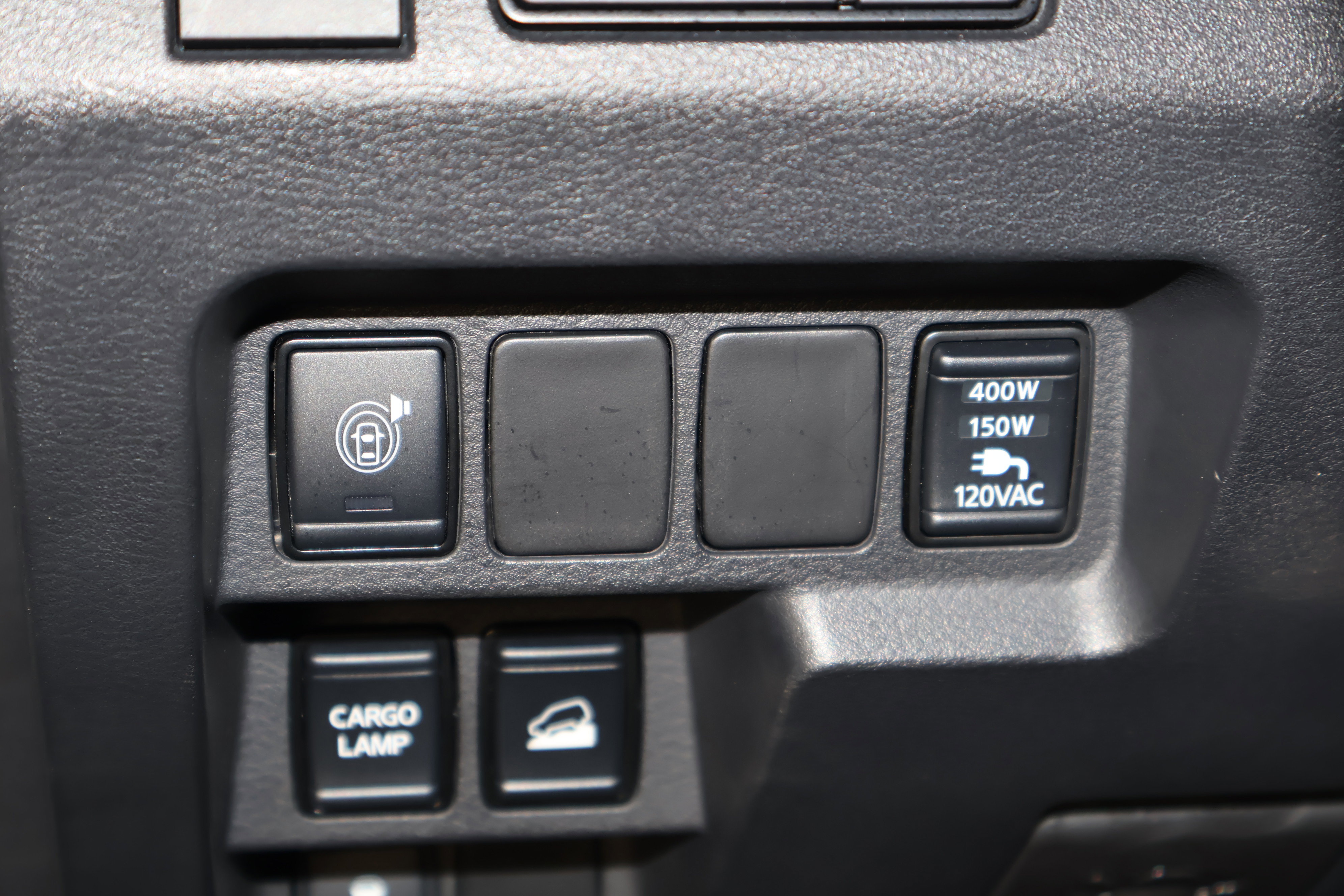 Used 2022 Nissan Frontier SV image 37