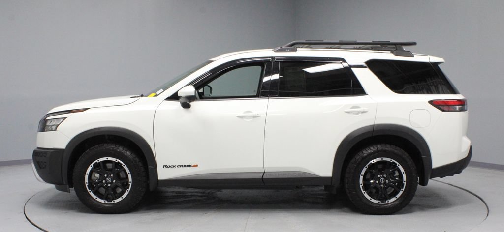 Used 2025 Nissan Pathfinder Rock Creek AWD/4WD image 7