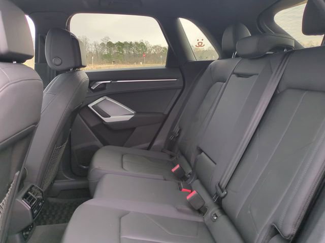 Used 2021 Audi Q3 2.0T Premium image 14