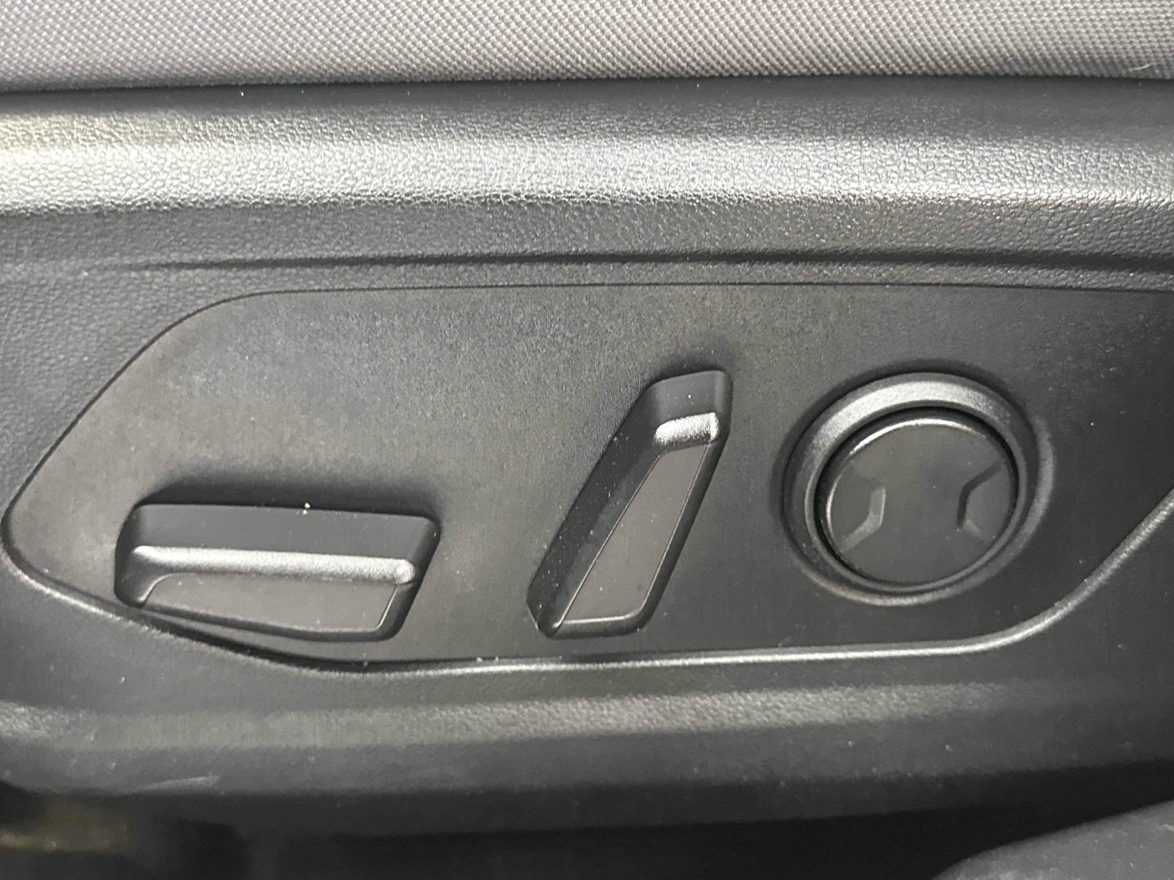 Used 2022 Hyundai Santa Cruz SEL Premium AWD/4WD image 23