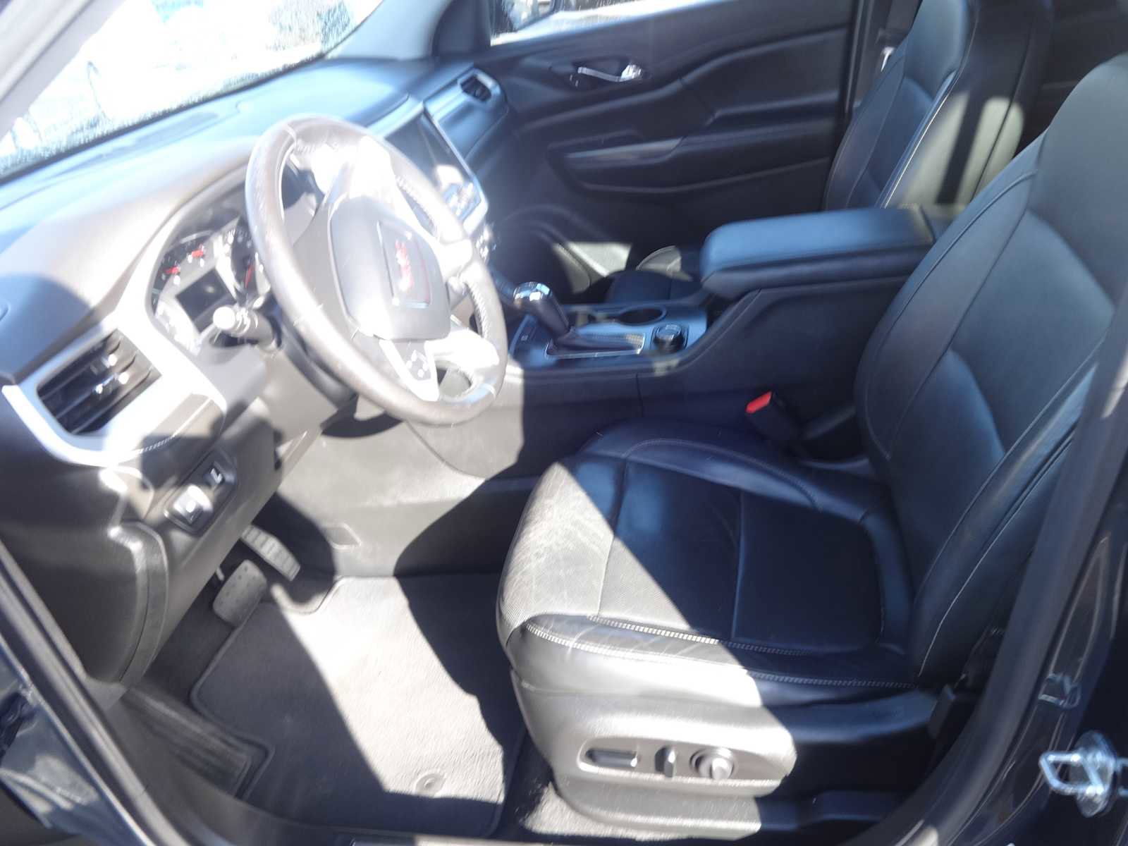 Used 2019 GMC Acadia SLT image 10