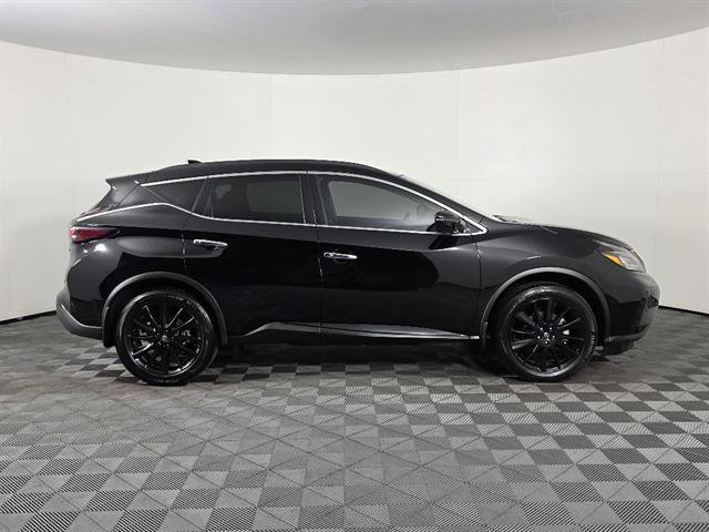 Used 2024 Nissan Murano SV w/ SV Midnight Edition Package image 2