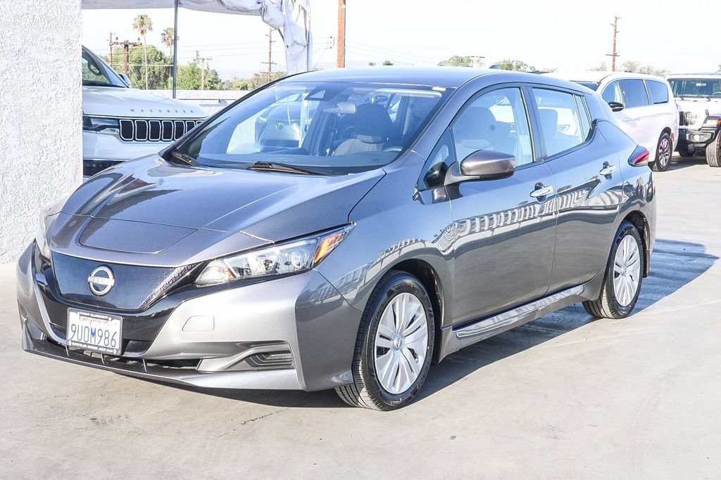 Used 2023 Nissan Leaf S FWD image 4