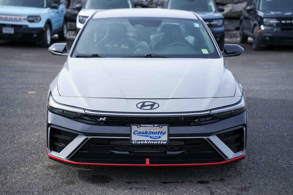 Used 2025 Hyundai Elantra N image 2