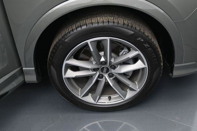 Used 2025 Audi Q3 2.0T Premium AWD/4WD image 40