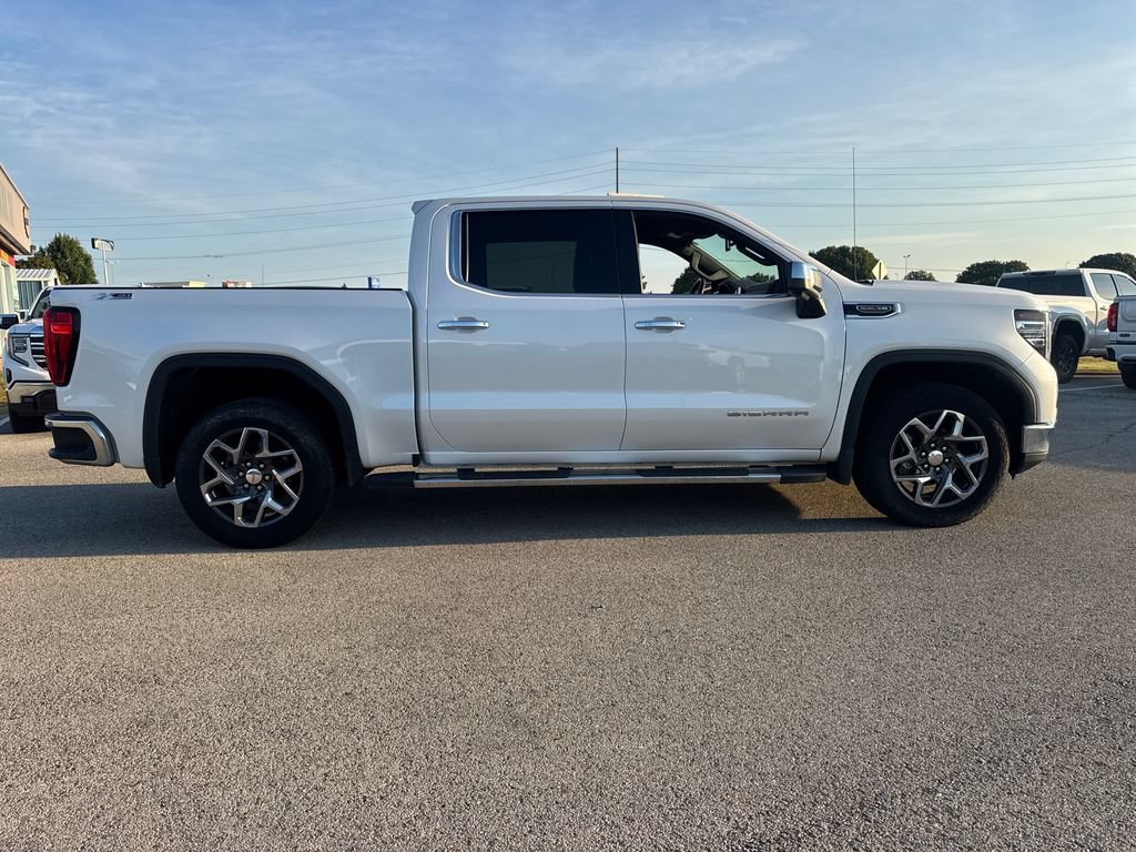 Used 2023 GMC Sierra 1500 SLT w/ SLT Premium Plus Package AWD/4WD image 8