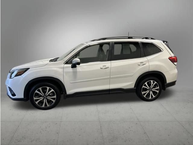 Used 2024 Subaru Forester Limited AWD/4WD image 2