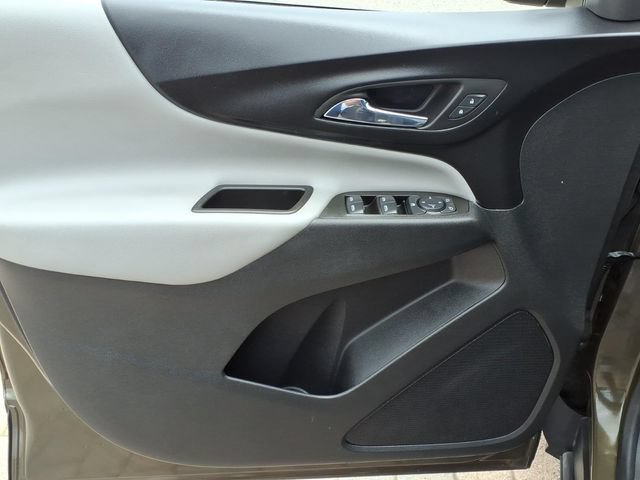 Used 2023 Chevrolet Equinox LT FWD image 18