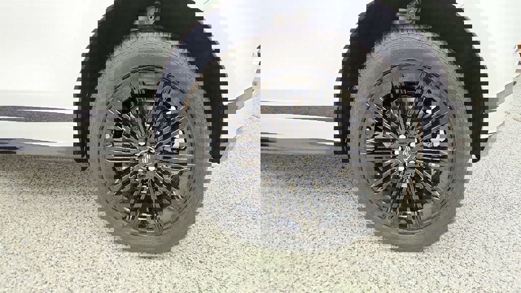 Used 2024 Land Rover Range Rover Evoque Dynamic SE image 9