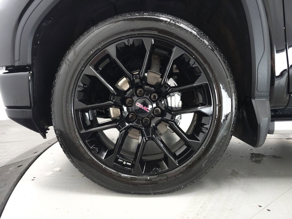 Used 2023 GMC Sierra 1500 Denali w/ Technology Package AWD/4WD image 34