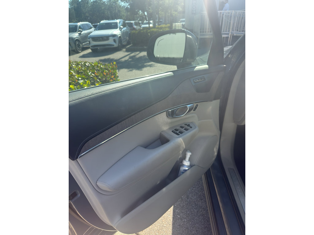 Certified 2023 Volvo XC90 B6 Ultimate AWD/4WD image 8