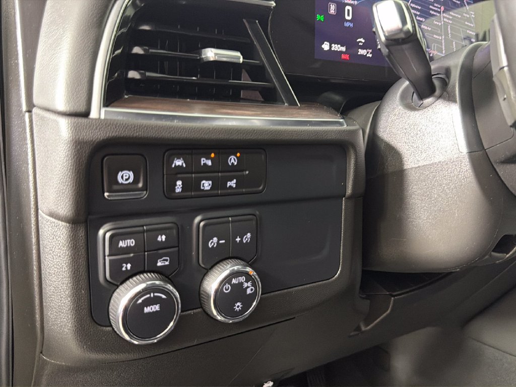 Certified 2025 Chevrolet Suburban LT AWD/4WD image 21