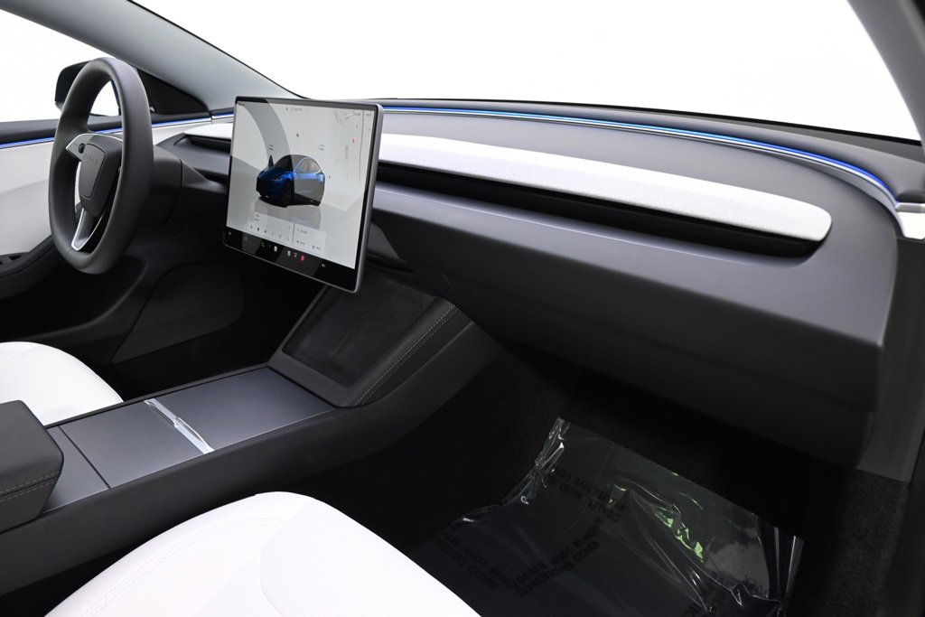 Used 2025 Tesla Model 3 Long Range image 15
