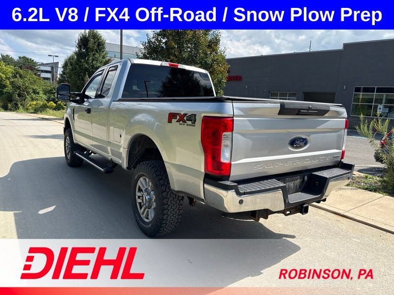 Used 2017 Ford F250 XLT w/ XLT Value Package AWD/4WD image 5