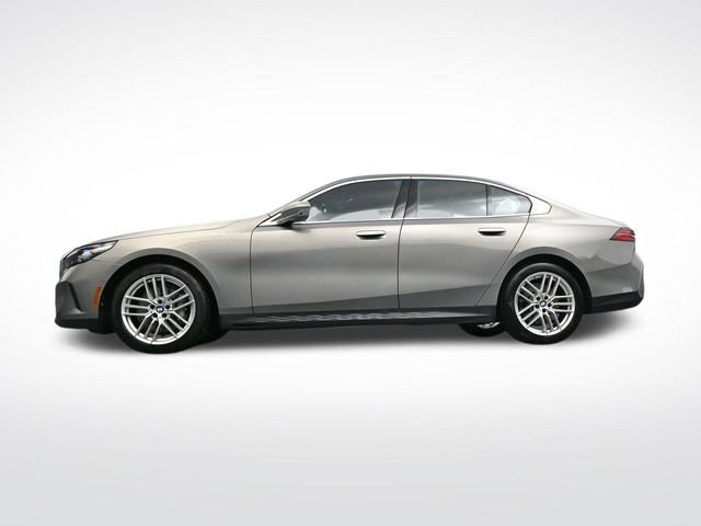 Used 2024 BMW 530i 530i w/ Premium Package image 33