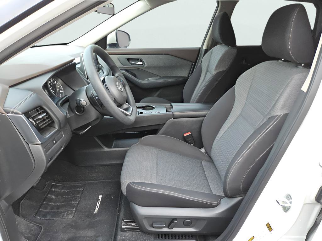 Used 2022 Nissan Rogue SV image 17