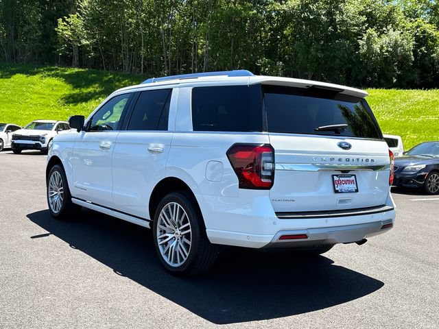 Used 2022 Ford Expedition Platinum AWD/4WD image 2