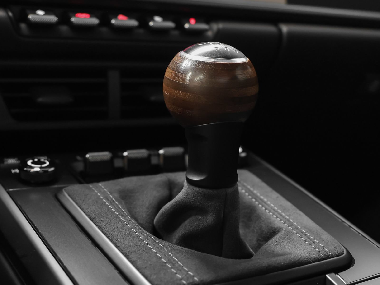 Certified 2026 Porsche 911 Carrera T RWD image 58