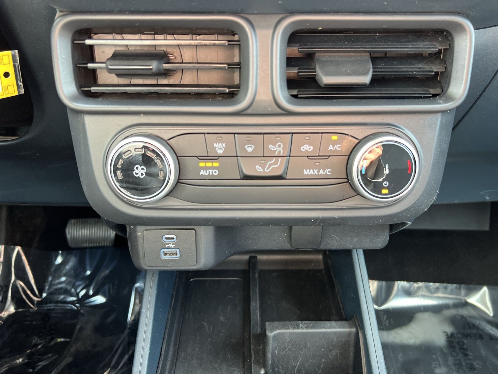 Used 2024 Ford Maverick XL FWD image 19