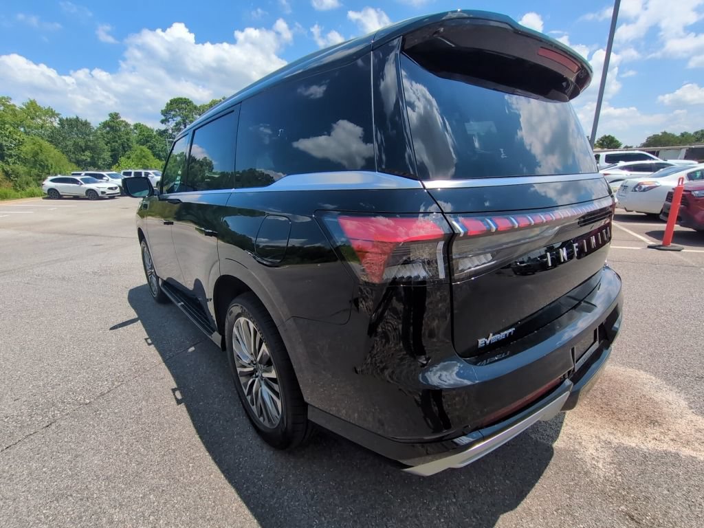 New 2027 INFINITI QX80 Luxe RWD image 7