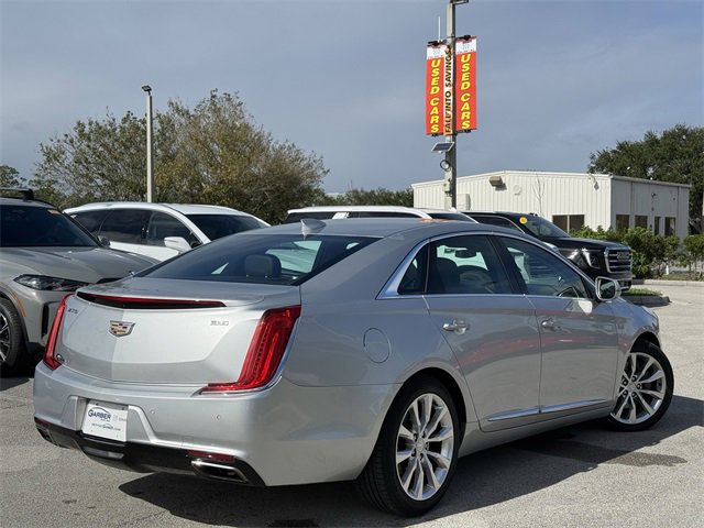 Used 2019 Cadillac XTS Luxury image 3