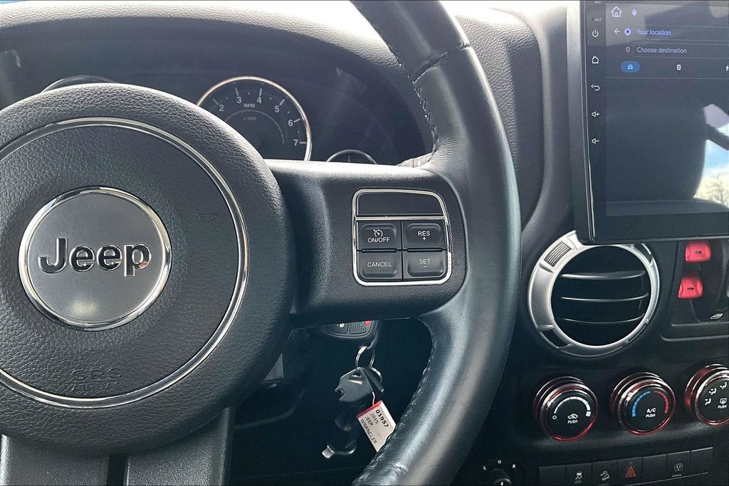 Used 2015 Jeep Wrangler Unlimited Sahara w/ Connectivity Group image 25