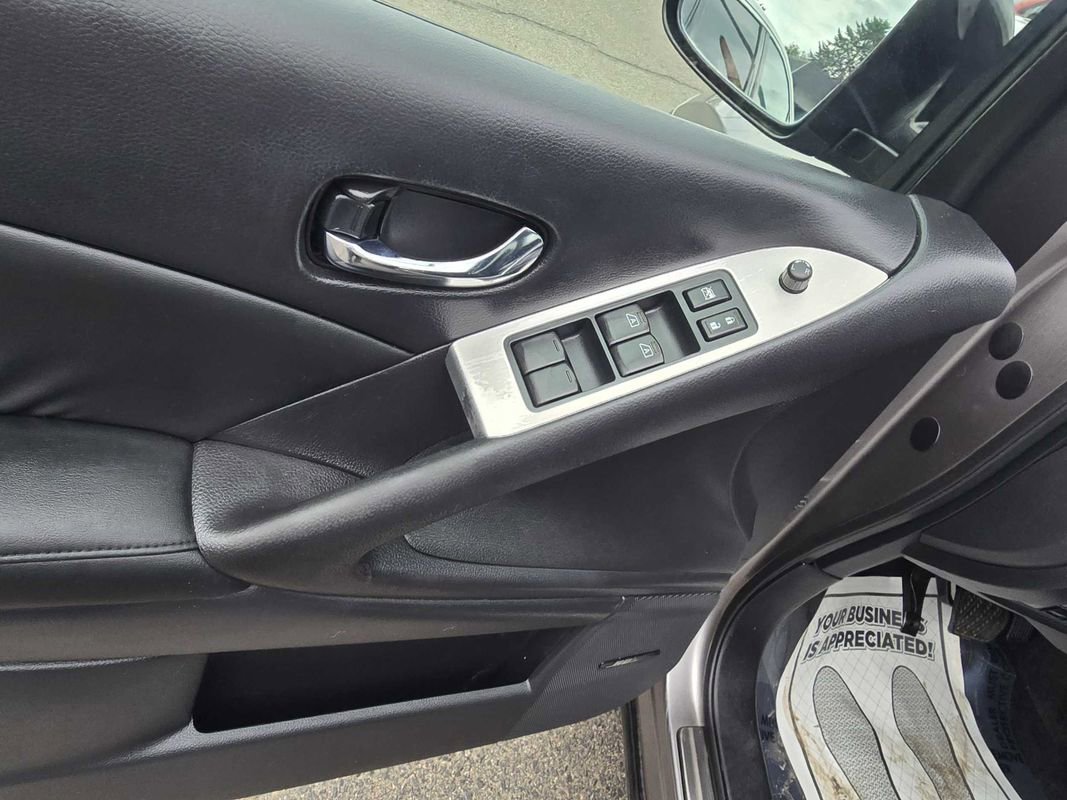 Used 2010 Nissan Murano SL w/ Leather Pkg AWD/4WD image 16
