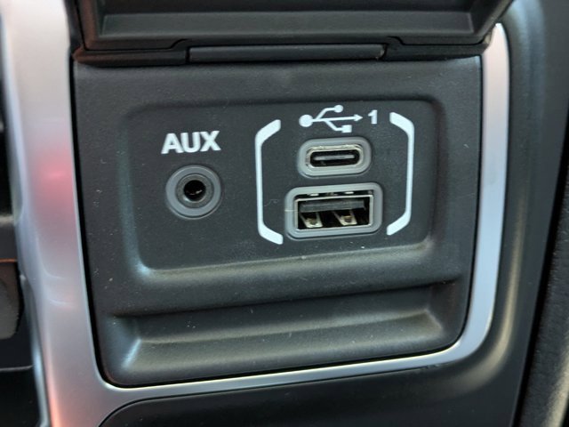 New 2025 Jeep Gladiator Sport image 19