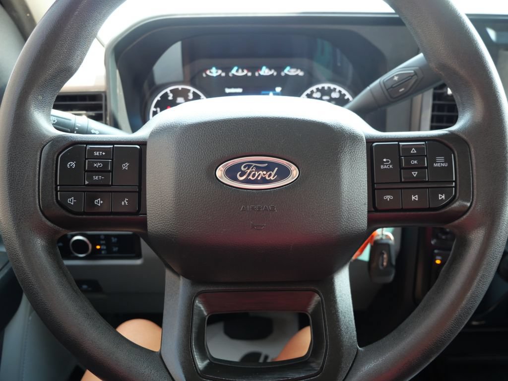 Used 2024 Ford F350 XL w/ FX4 Off-Road Package AWD/4WD image 26