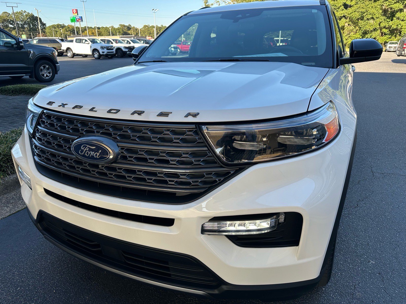Certified 2024 Ford Explorer XLT w/ Equipment Group 202A