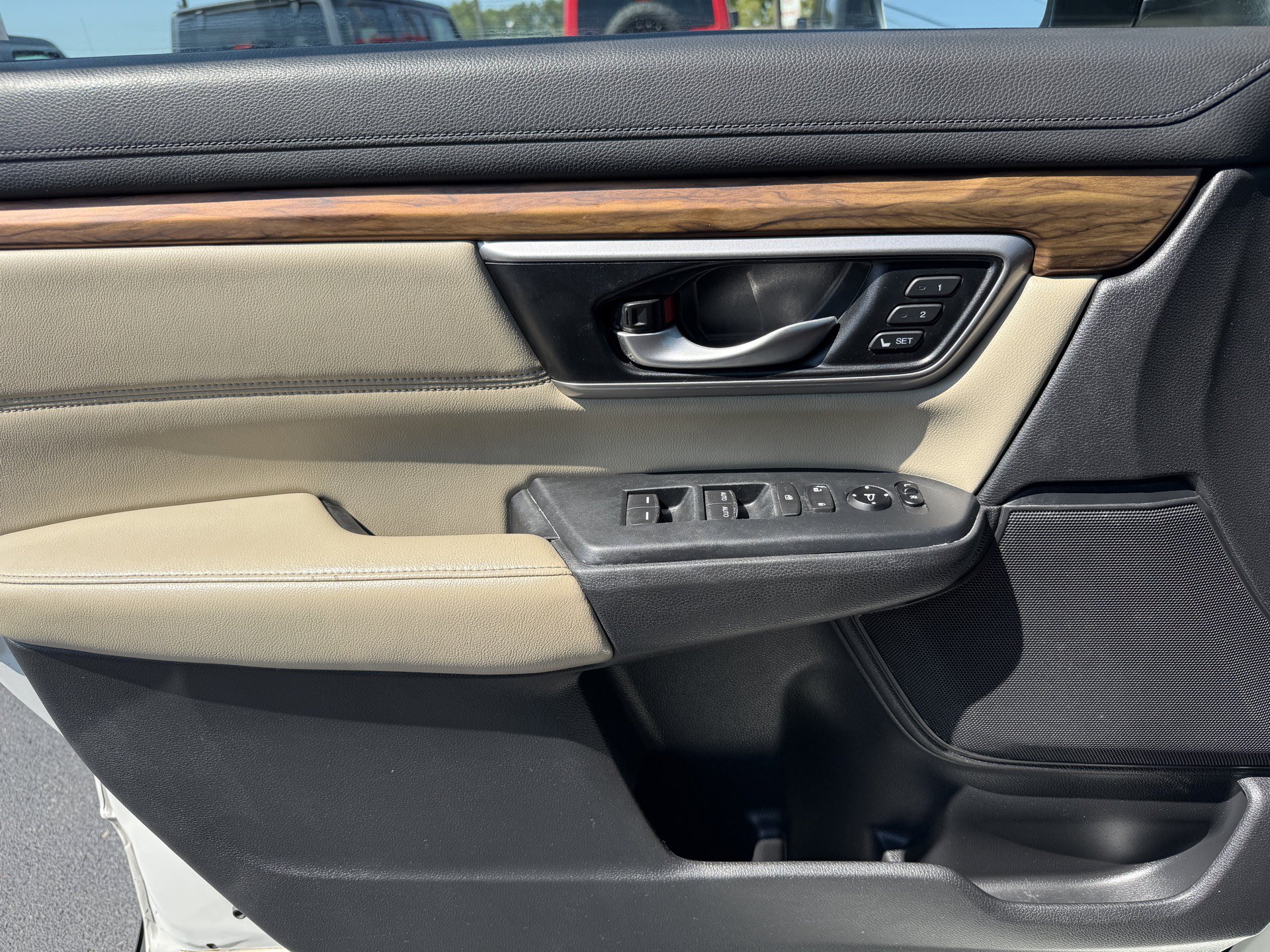 Used 2018 Honda CR-V EX-L image 34