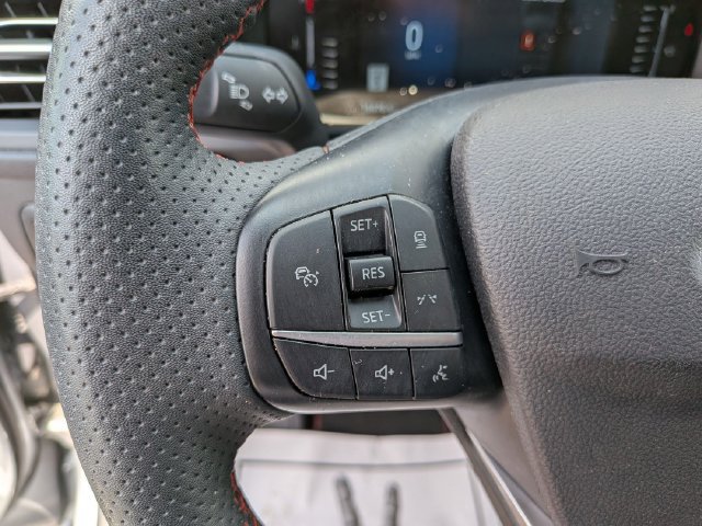 Certified 2023 Ford Escape ST-Line w/ Tech Pack #1 AWD/4WD image 10