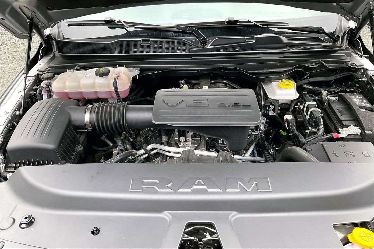 Used 2025 RAM 1500 Big Horn image 39