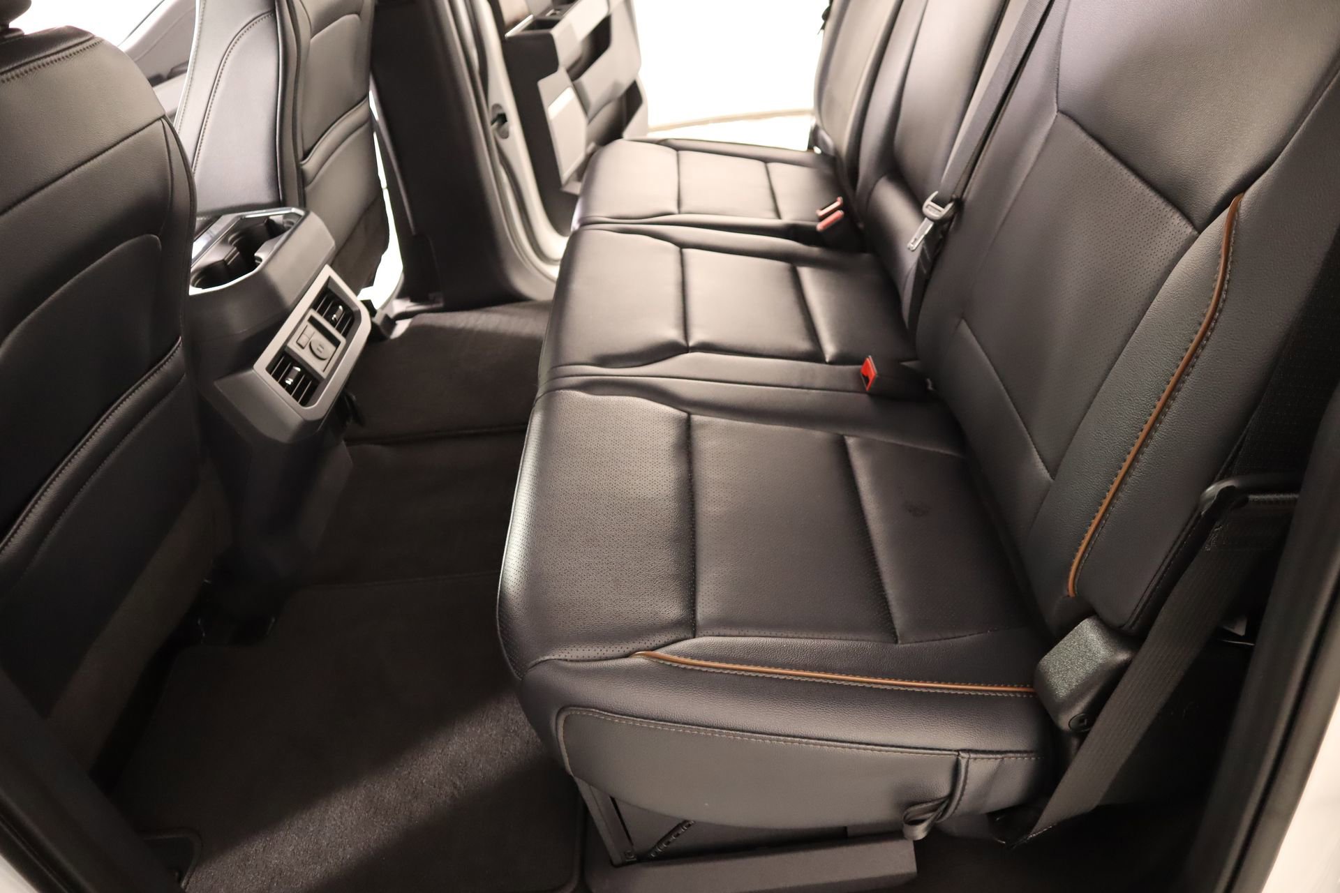 Used 2026 Ford F250 Lariat w/ Chrome Package image 13