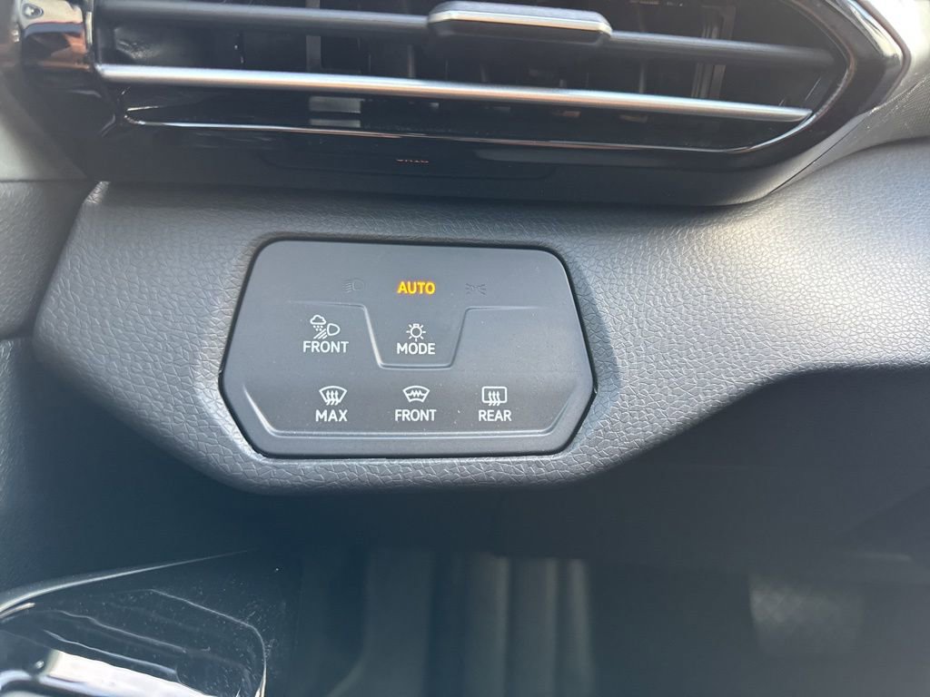 New 2026 Volkswagen ID.4 Pro S Plus AWD/4WD image 32