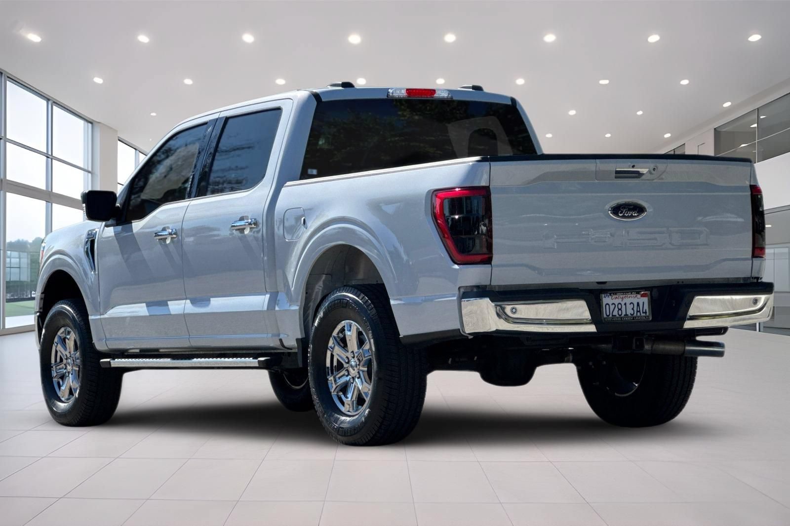 Used 2021 Ford F150 XLT w/ Equipment Group 302A High AWD/4WD image 6