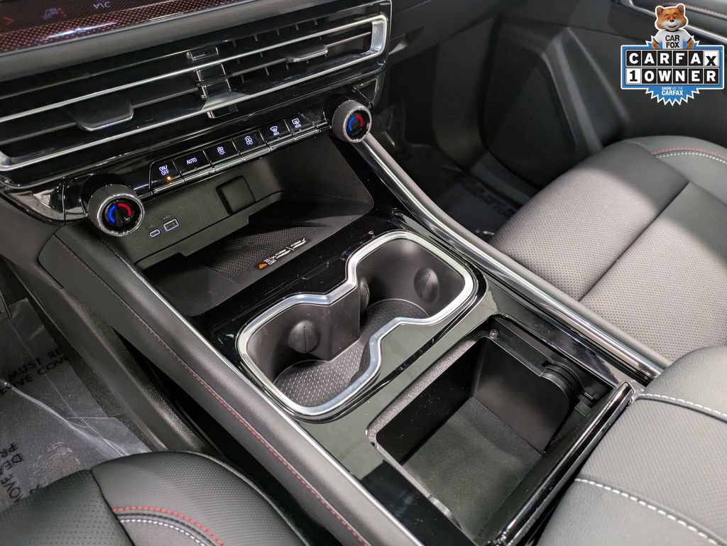 Used 2025 Chevrolet Traverse Z71 w/ Driver Confidence Package AWD/4WD image 14