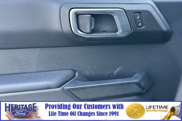 New 2026 Ford Bronco Outer Banks w/ Sasquatch Package image 11