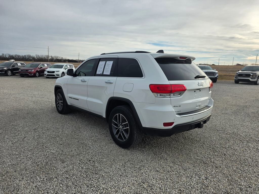 Used 2017 Jeep Grand Cherokee Limited w/ Trailer Tow Group IV image 6