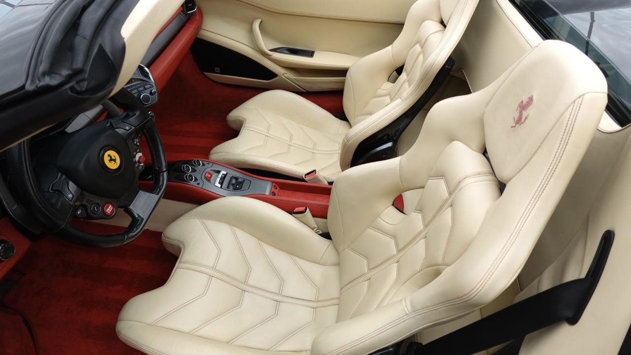 Used 2012 Ferrari 458 Spider image 8