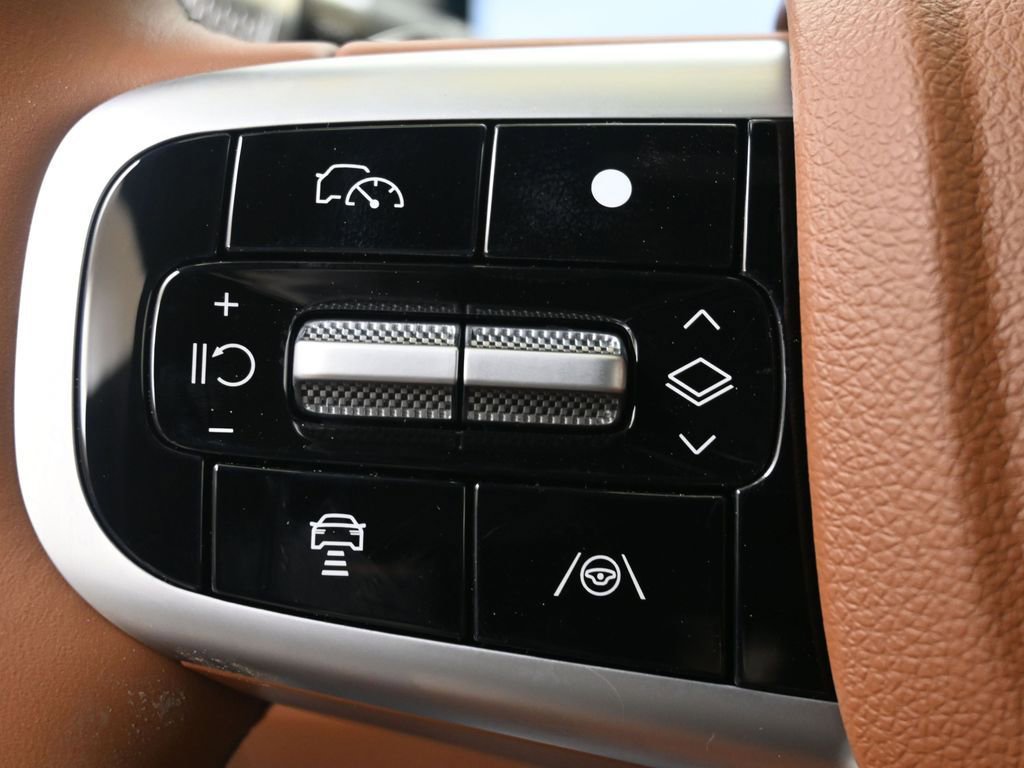 New 2026 Genesis GV70 2.5T Advanced image 25