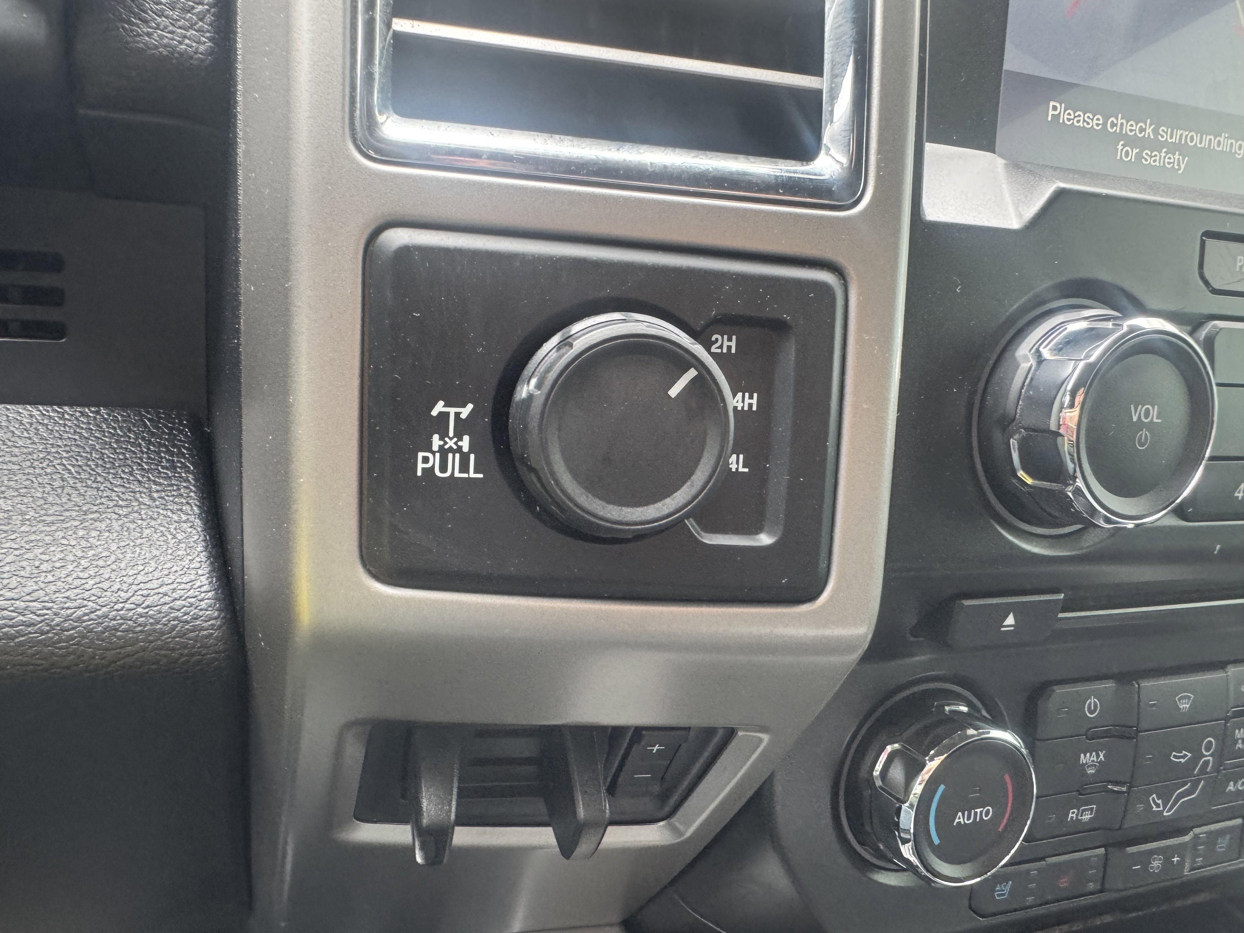Used 2017 Ford F250 Lariat w/ Chrome Package AWD/4WD image 18