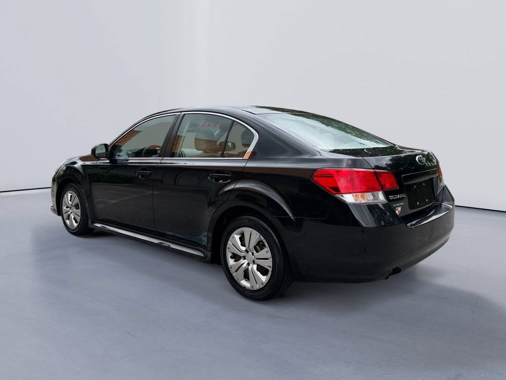 Used 2013 Subaru Legacy 2.5i AWD/4WD image 5