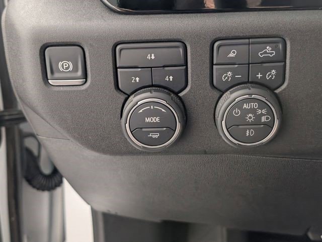 Certified 2025 Chevrolet Silverado 3500 LT w/ Safety Package image 15