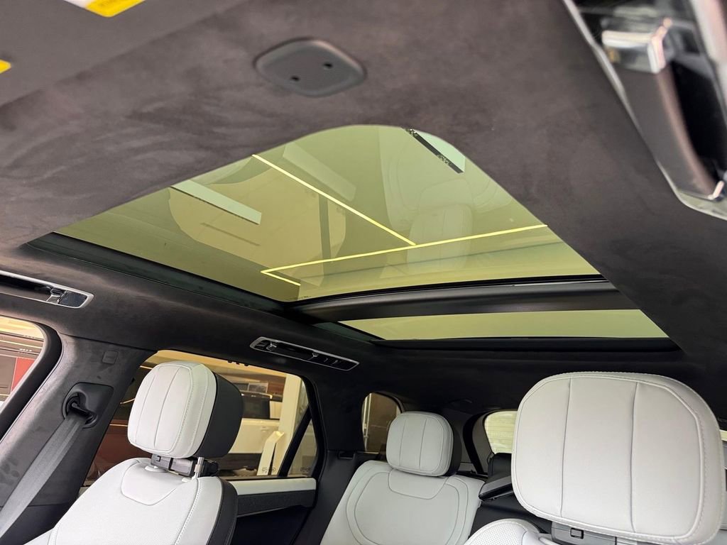 New 2025 Land Rover Range Rover Sport Autobiography image 6