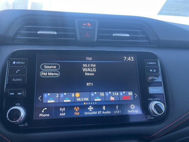 New 2025 Nissan Versa SR w/ Trunk Package image 15