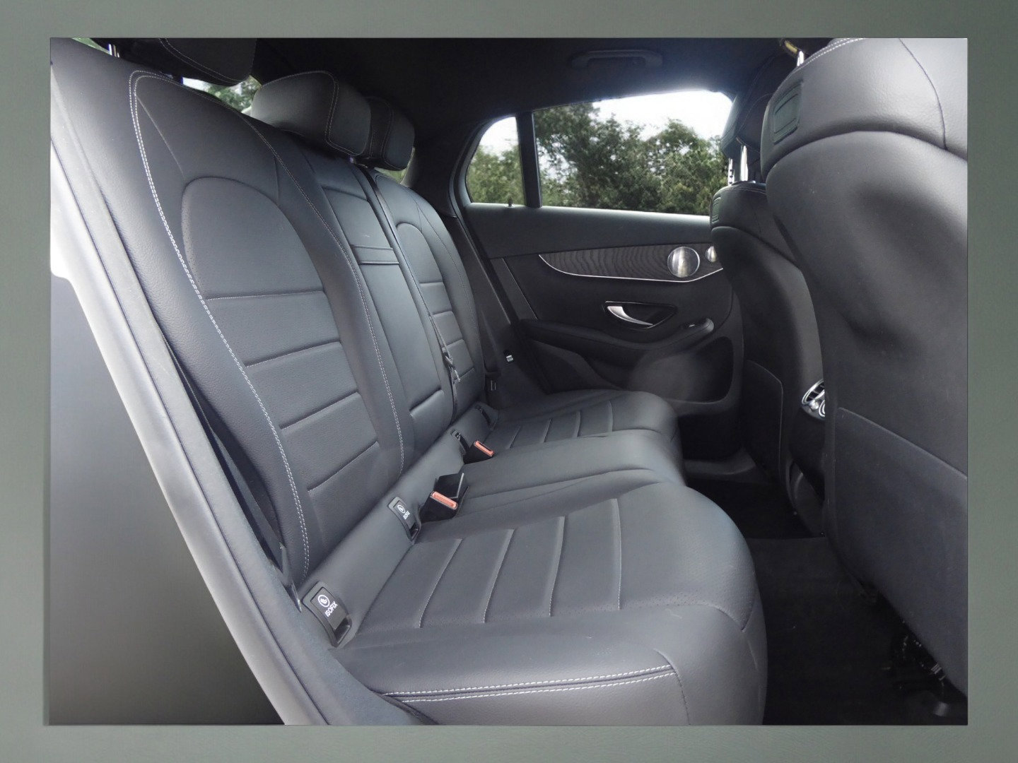 Used 2018 Mercedes-Benz GLC 300 4MATIC Coupe image 19